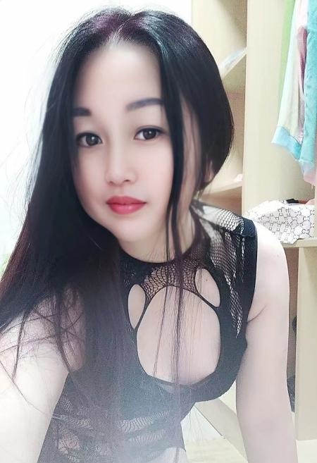 大奶少妇小安琪