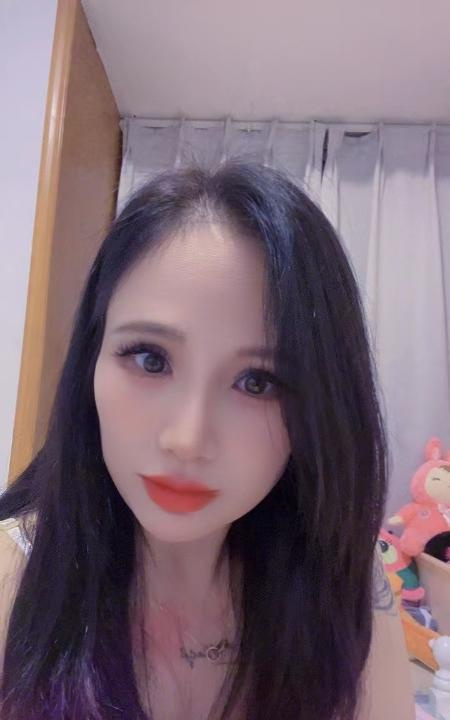 大胸燕子手感好