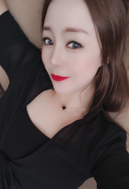 微熟颜值姐姐