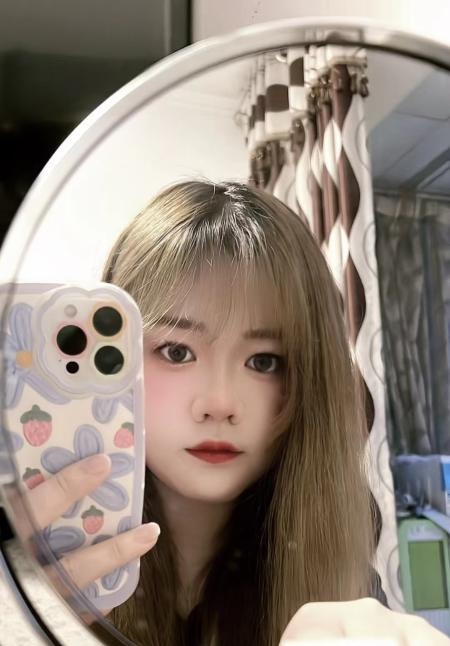 新区微胖颜值小妹