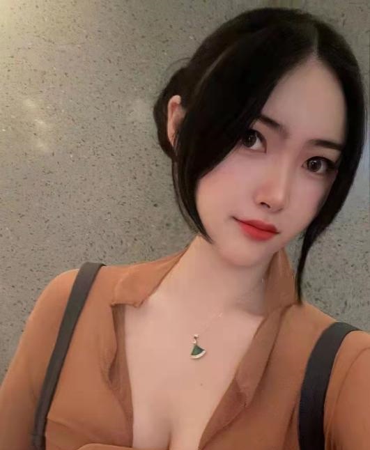 美乳小小羊