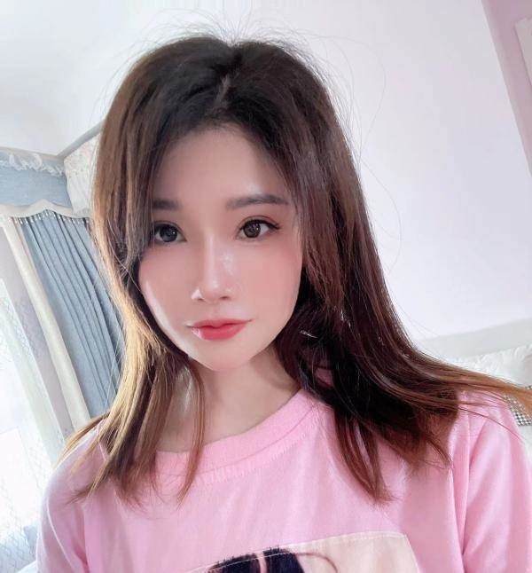 苗条骨感 阿媚