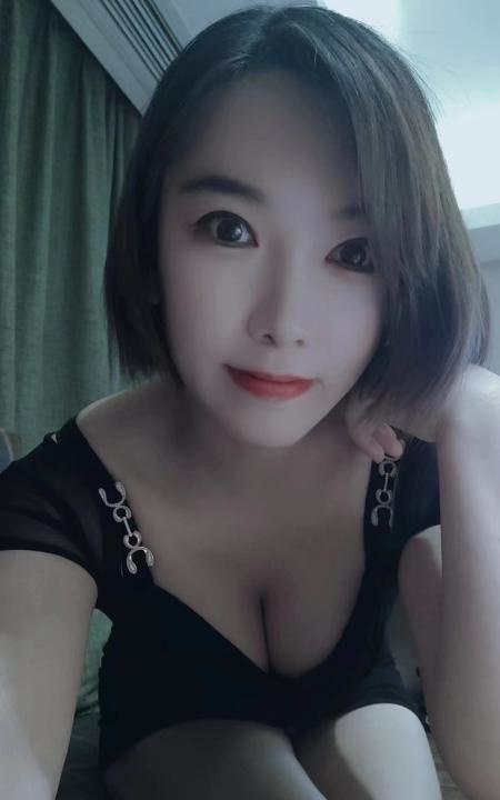 成华短发服务型少妇