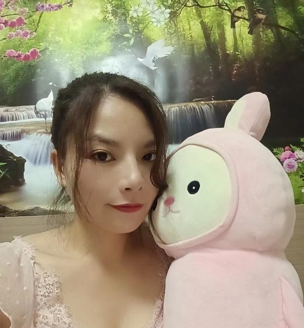 龙华瑶瑶