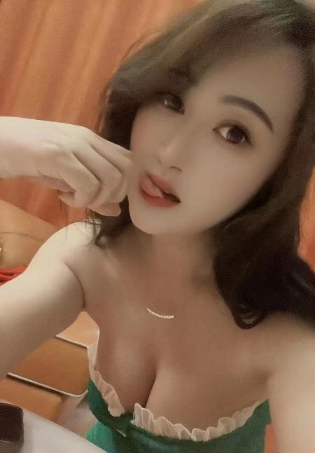 瑶海大胸美妇
