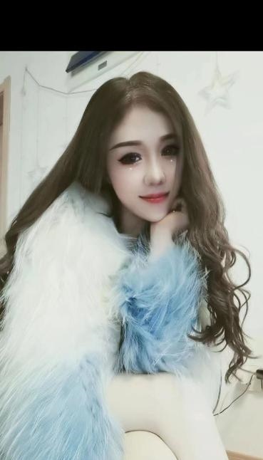 栖霞大胸妹子
