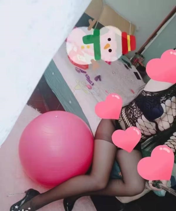 泰冯路性感美女