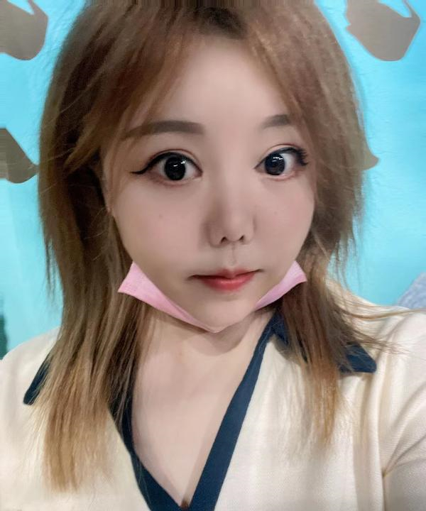 皇姑大奶胖妞夹子音