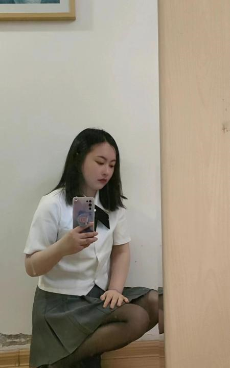 公寓小姐姐