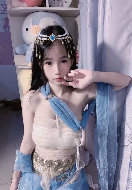 卡子门娇嫩妹妹