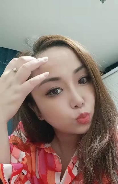 丽莎蜜桃臀