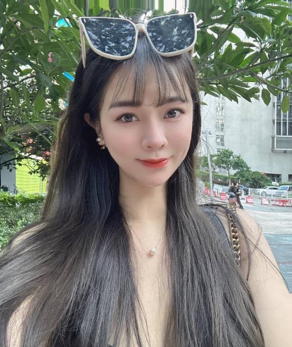 性感长腿好身材嫩妹