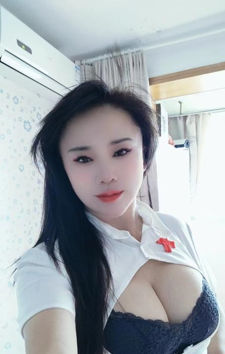 风情浪妇田恬