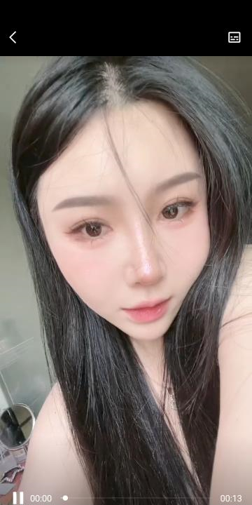 黑丝美女萌萌
