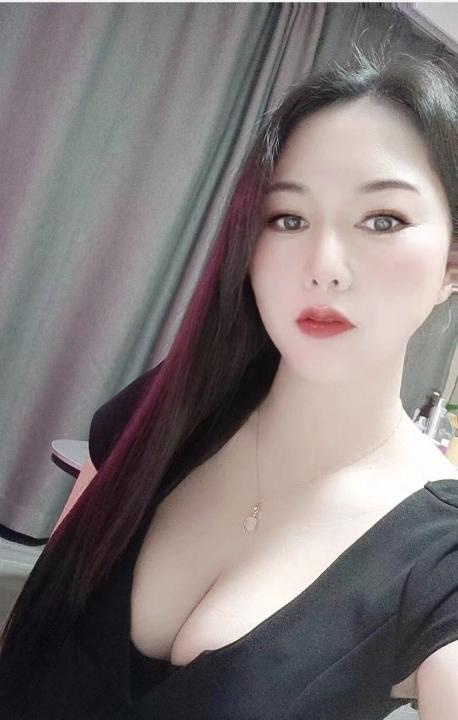 天河美乳少妇梦雪