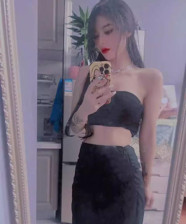 颜值不错的夜场妹