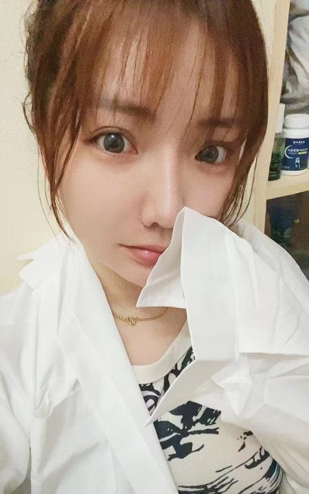 听话温柔大胸依依