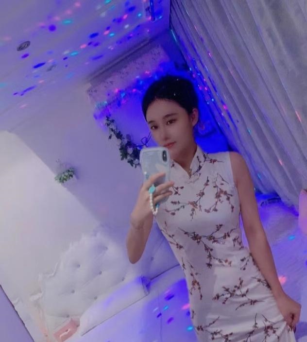 罗湖倾城