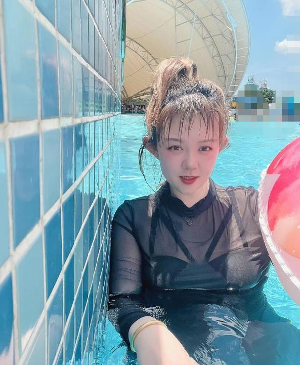 小美妇南山花花