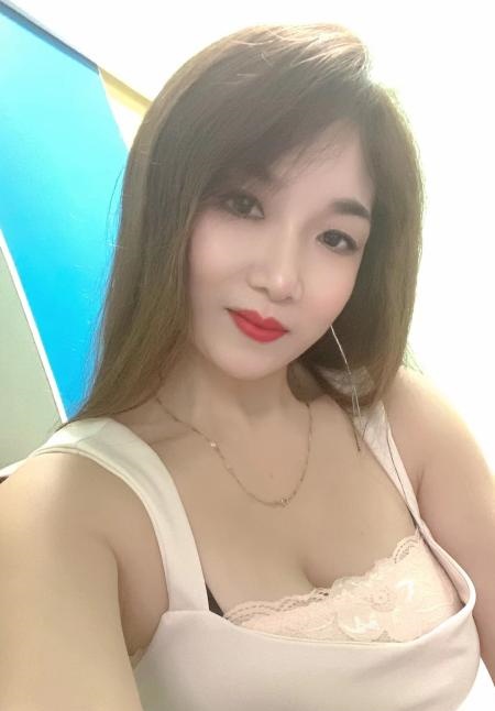 大奶子少妇