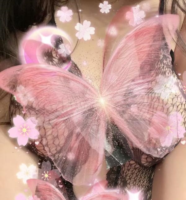 园区巨乳琴女