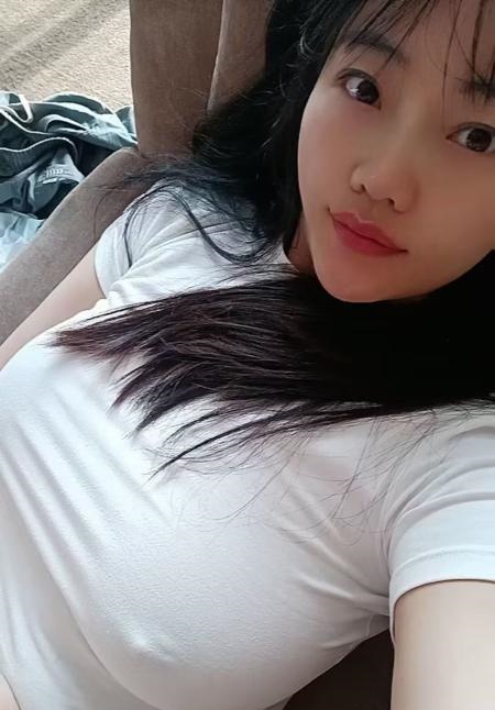 大屁股少妇