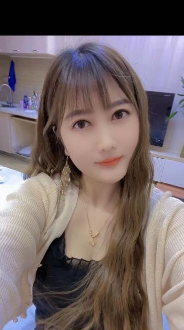 光彩小姐姐