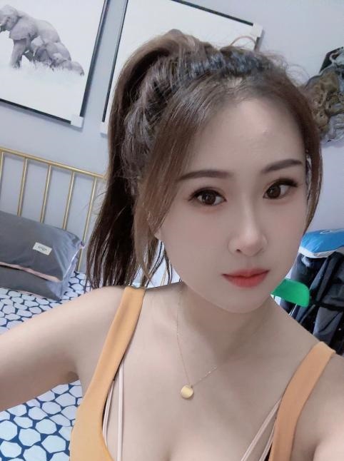 南山大奶琪格格