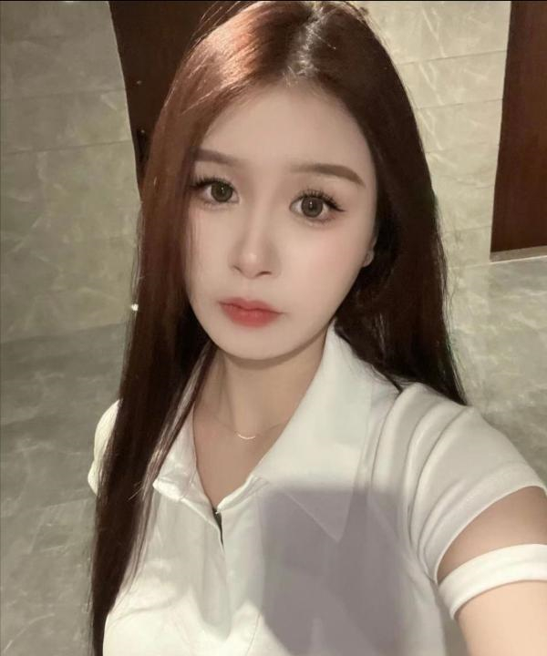 美容店老板娘