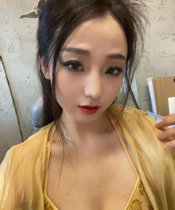 龙华大奶敏儿