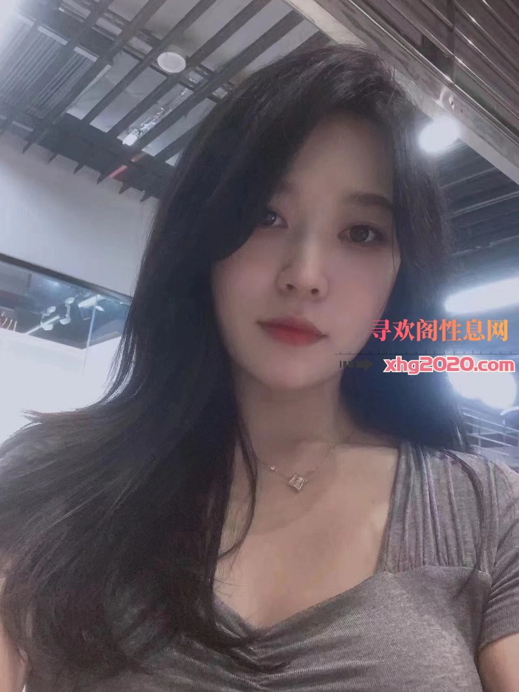 升龙小姐姐