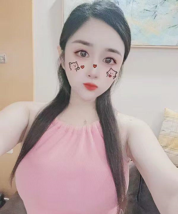 泛海会跳艳舞的南烟