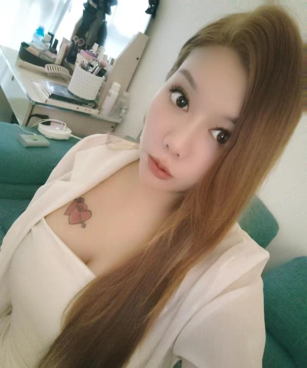 罗湖蜜桃臀晴晴