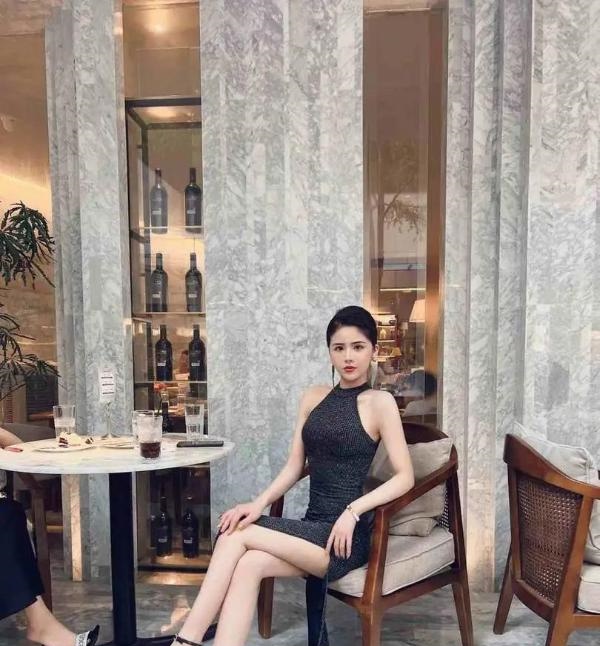 长江硚口性感美人鱼