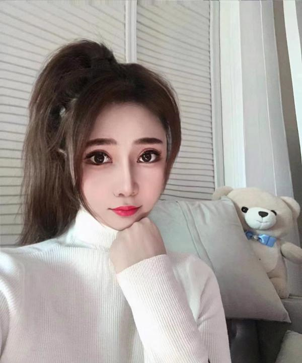 白美小艺