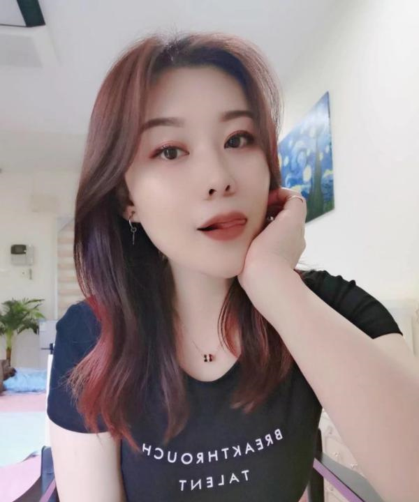 牛仔肥臀少妇小乔