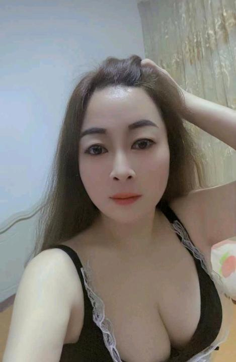 白云服务女郎欢欢