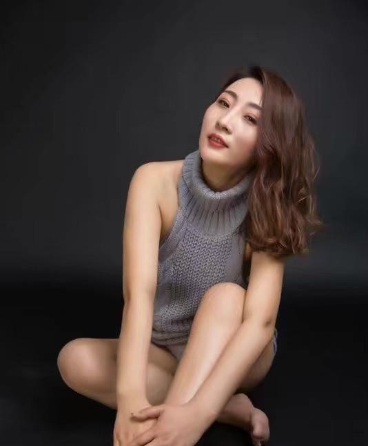 莱山韵味少妇