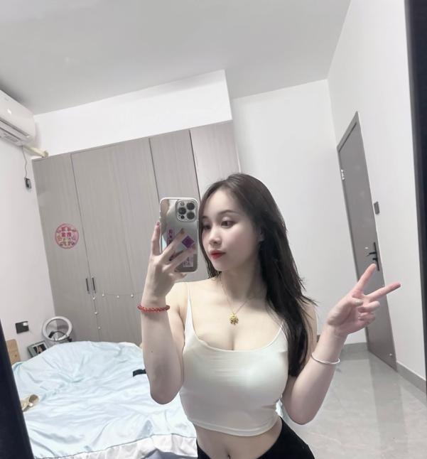 天河御姐小美老师