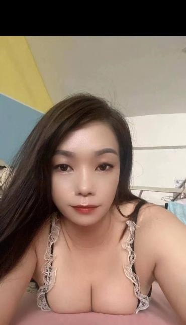 大胸少妇晓晓