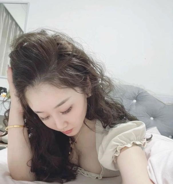 美子性感风骚少妇