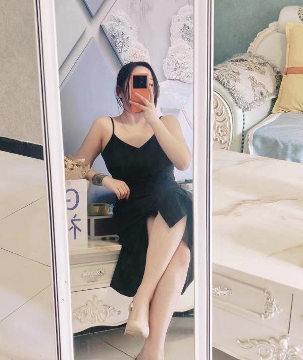 妙龄微胖小妹
