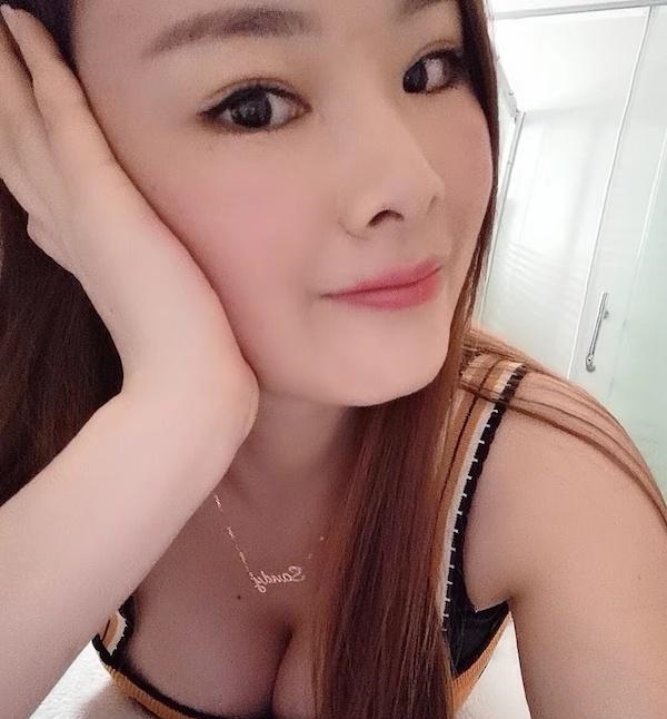 美容师姗姗