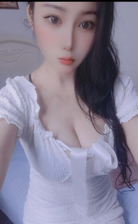 西湖e杯大奶美少妇