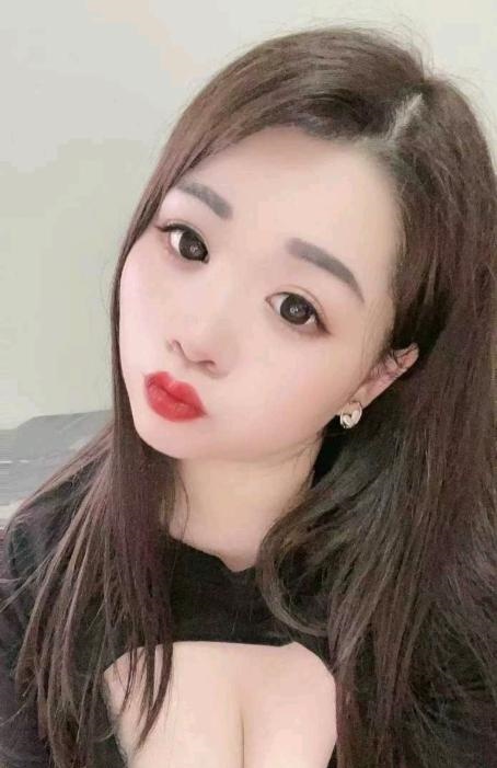 越秀E奶钢琴老师