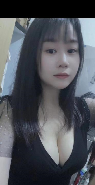 大奶姐妹花双飞