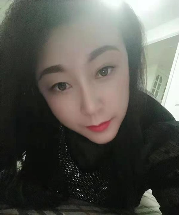 青岛丰乳肥女