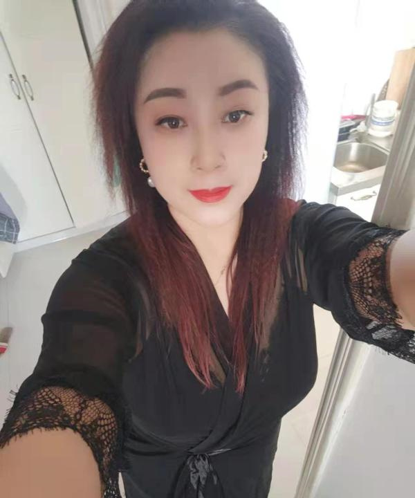 青岛丰乳肥女
