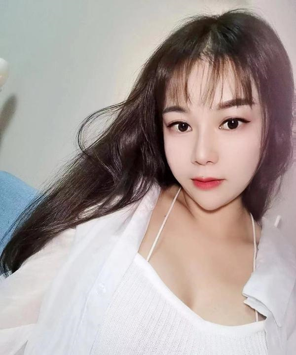 龙华大胸嘟嘟