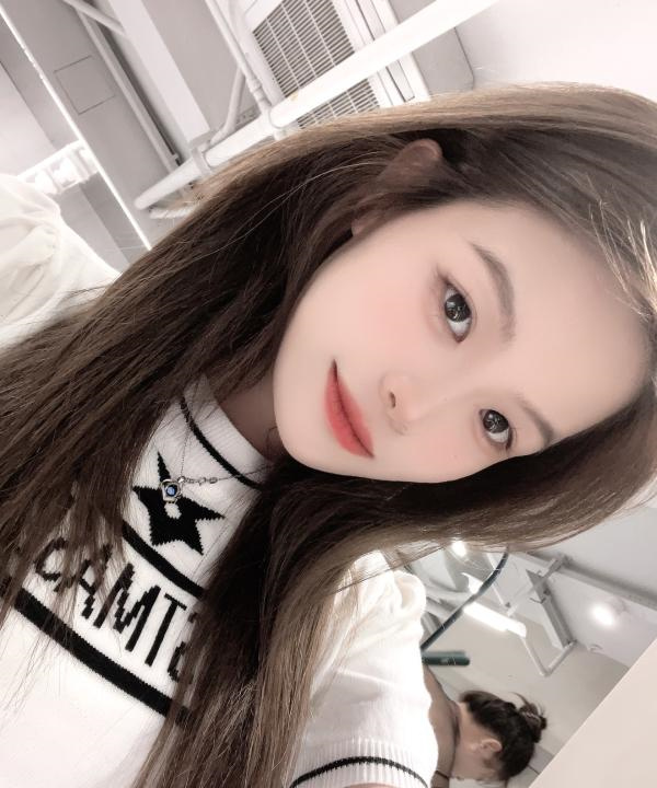 萧山嫩妹小芯芯